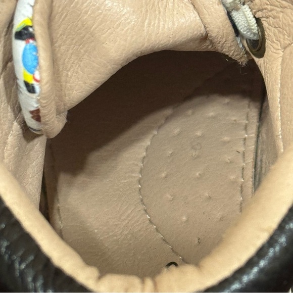 New Balance & Monkey Feet Black Sneakers High-Top Style for toddlers 18-24 - Picture 7 of 16